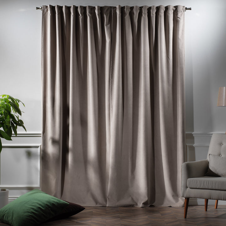 Velvet
Matte Velvet
Velvet Curtain
Luxury Velvet
Sale
Curtain
Multi Colors Curtain
Multi Sizes Curtain